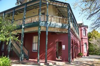 Hotel Leura House