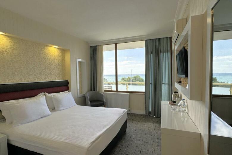 Golden Yat Hotel