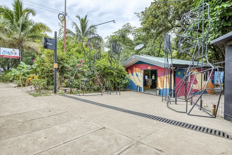Hotel Selina Tamarindo