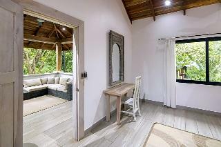 Hotel Bodhi Tree Yoga Resort