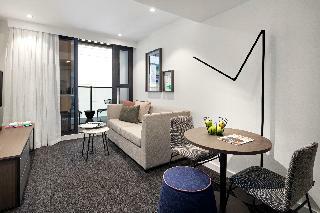 Aparthotel Quest St Kilda Road