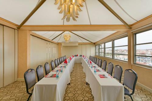 Sisus Hotel