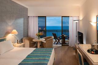 Hotel The Coral Beach Resort