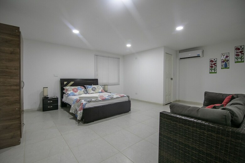 Arena Beach Hotel