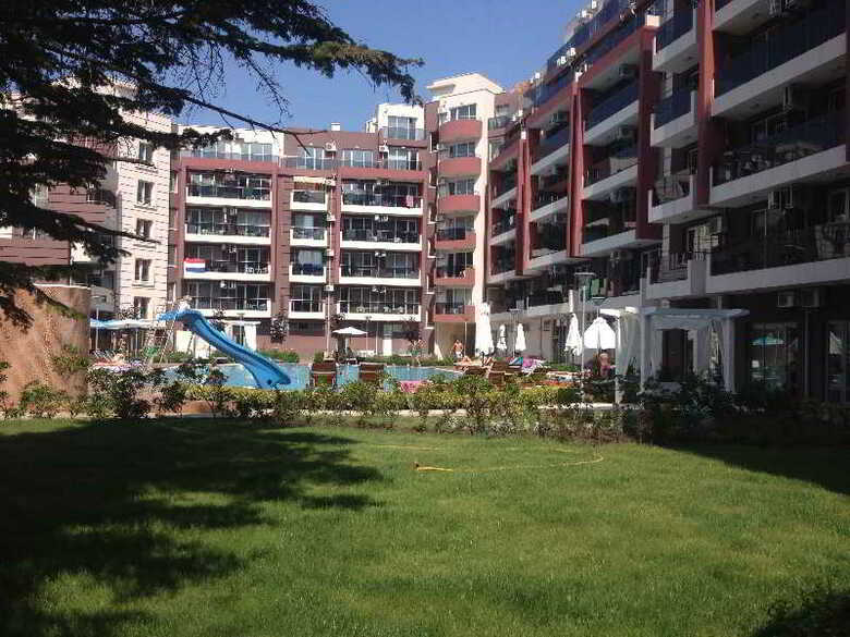 Hotel Persey Admiral Plaza Apartments