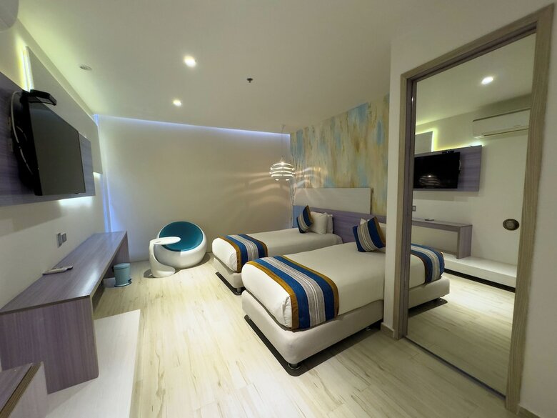Hotel Catedral Plaza