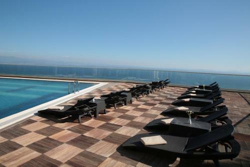 Rezone Health & Oxygen Hotel