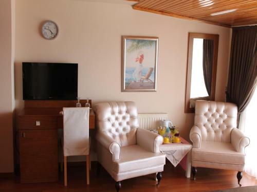Ucem Hotel Golden Sea