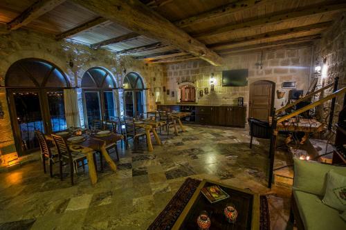 Posada Assiana Cave Hotel