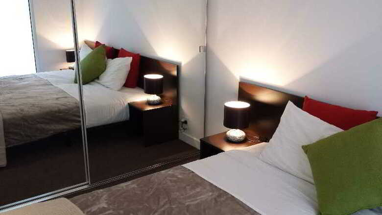 Aparthotel Aura On Flinders Serviced Apartment