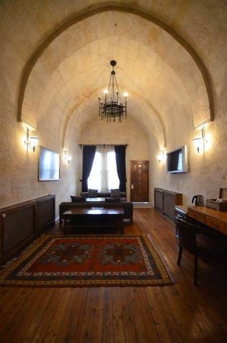 Alfina Cave Hotel-special Category