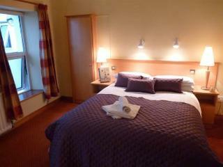 Holiday Hotel