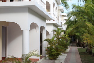 Hotel Zanzi Beach Resort