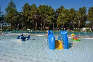 Hotel Valkanela Camping