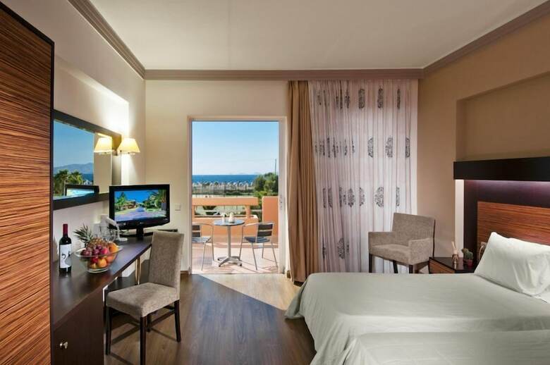 Hotel Kipriotis Village Resort