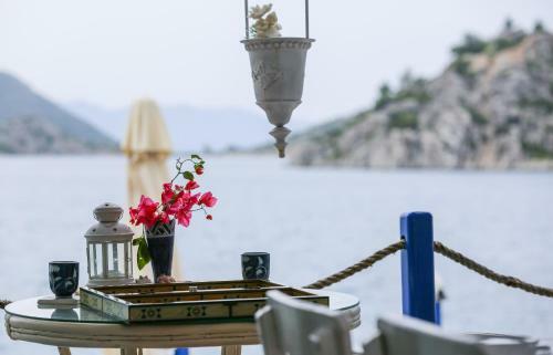 Blue Bosprina Hotel