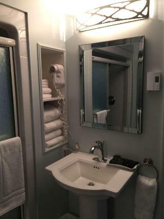 Dannys Hotel Suites Surestay Collection By Bw