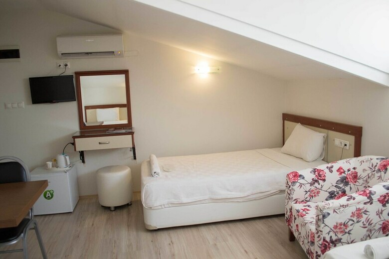 Yildirim Hotel