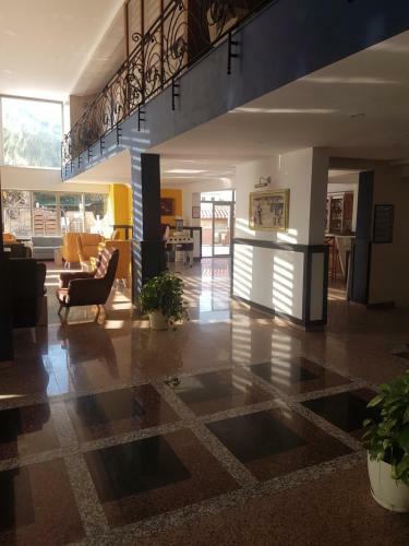 Acropol Beach Hotel