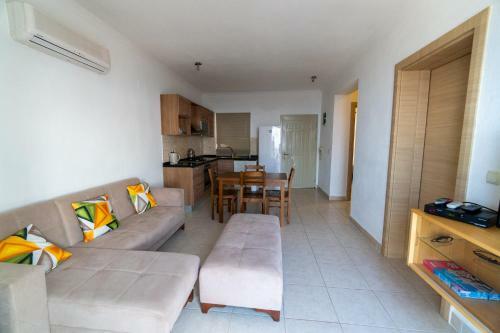 Grand Sea View Aparts