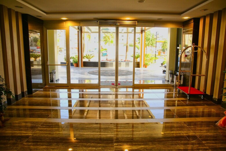 Buyuk Yalcin Hotel