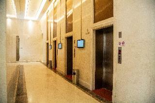 D.i.riviera International Hotel
