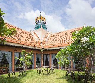 Le Castle River Hotel Apartment