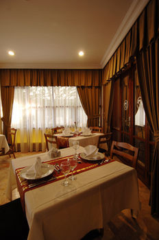 Sherwood Prize Hotel