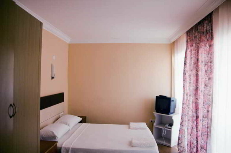 Mediterranean Garden Apart Hotel