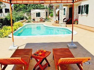 Hotel Apartments Salu
