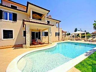 Hotel Apartments Salu