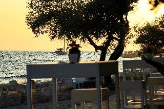 Hotel Sunnyside Apartments Petrcane