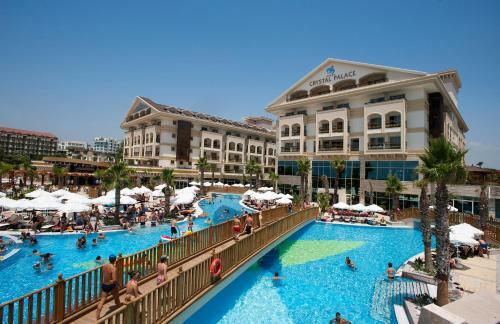 Hotel Crystal Palace Luxury Resort & Spa