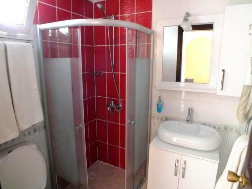 Tuseta Kaynak Apart