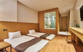 Hotel Naksan Beach