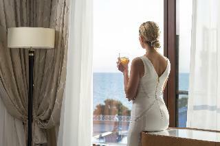 Pomegranate Wellness Spa Hotel