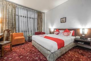 Oyo 821 Hotel Dinasti