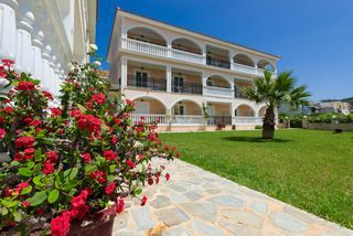 Apartamentos Athina Apts