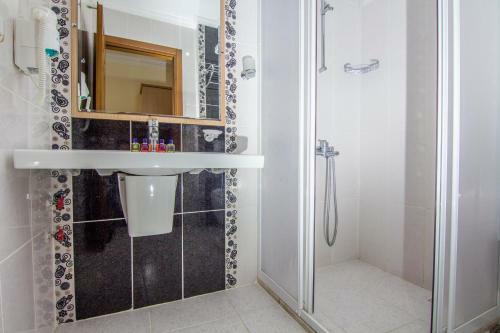 Bed & Breakfast Hotel Karbel Sun