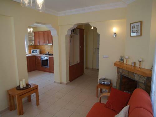 Sea Breeze Hotel And Apartments