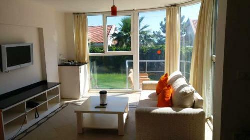 Nicholas Heights Deluxe Suite Hotel
