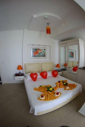 Nicholas Heights Deluxe Suite Hotel