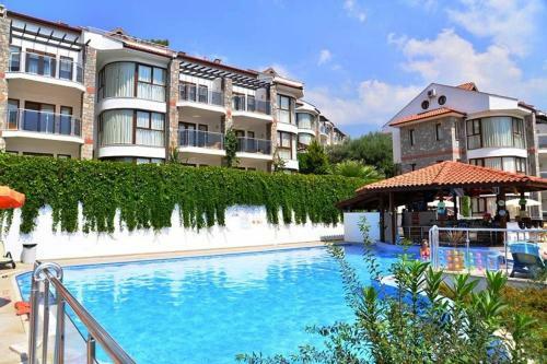 Nicholas Heights Deluxe Suite Hotel