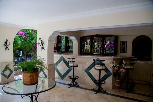 Paradise Garden Hotel