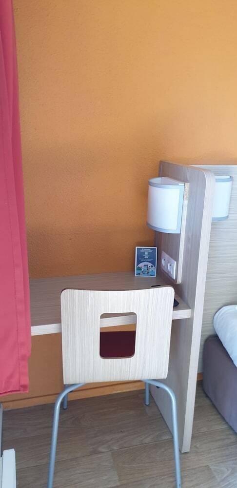 Hotel Premiere Classe Besancon - Ecole Valentin