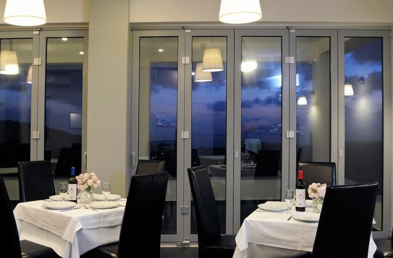 Athenea Hotel