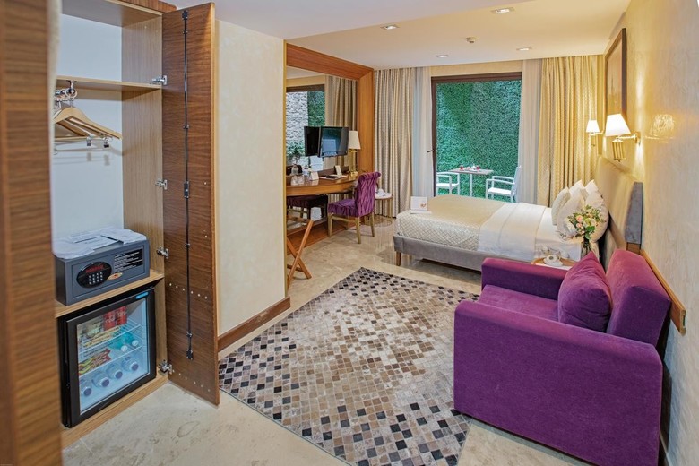 Nowy Efendi Hotel
