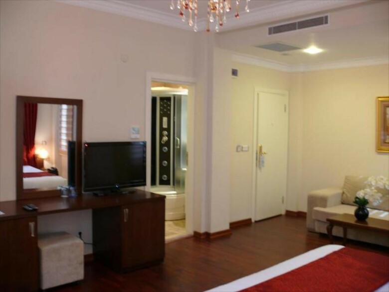 Hotel Ar Suites