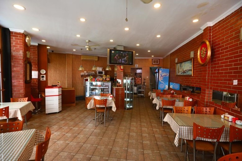 Albergue Yeni Hotel