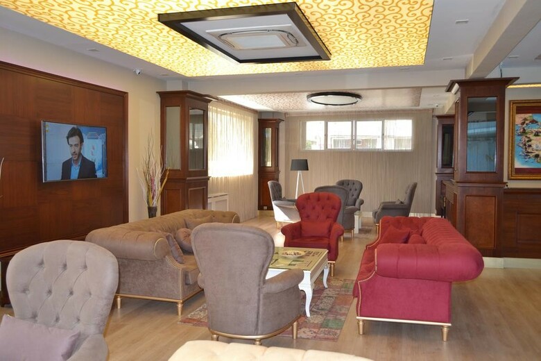 Nuans Hotel